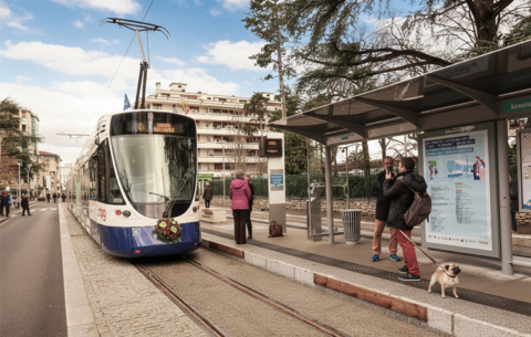 25121 ANNEMASSE TRAM_photo retouchée4